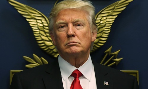 Tỷ lệ ủng hộ Trump thấp nhất từ trước tới nay