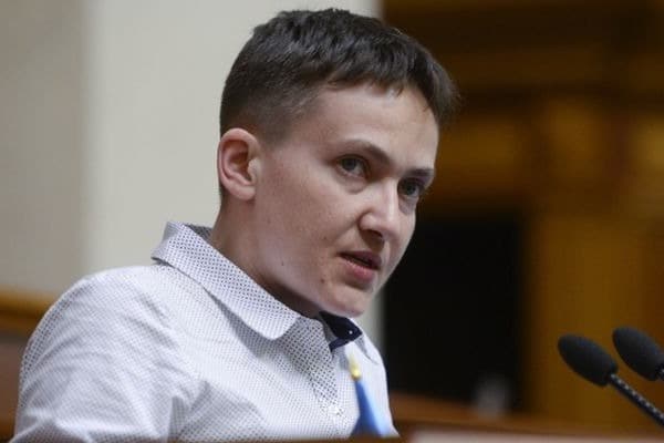 Savchenko tuyên bố, cô không bị khai trừ ra khỏi Ủy ban an ninh và quốc phòng Ukraine