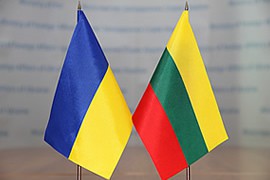 Litva đơn giản hoá thủ tục lao động cho người Ukraine