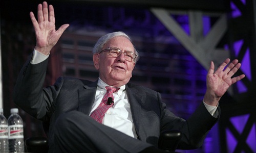 Warren Buffett bán tháo cổ phiếu Walmart