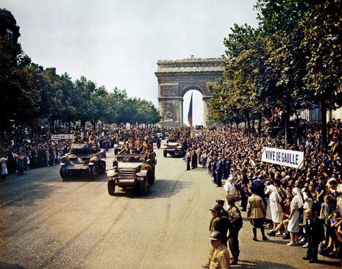 Tướng Đức kháng lệnh Hitler, cứu Paris khỏi bị hủy diệt