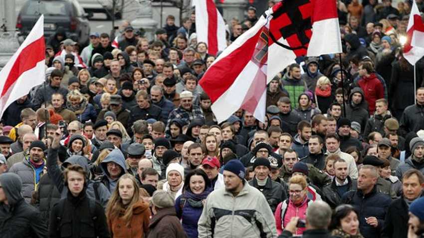 Tại Minsk hàng ngàn người Belarusia bất mãn biểu tình đòi Tổng thống Lukasenko từ chức
