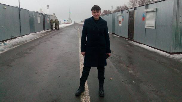 Xuất hiện video quay cảnh Savchenko gặp gỡ các tù binh Ukraine tại Donbass