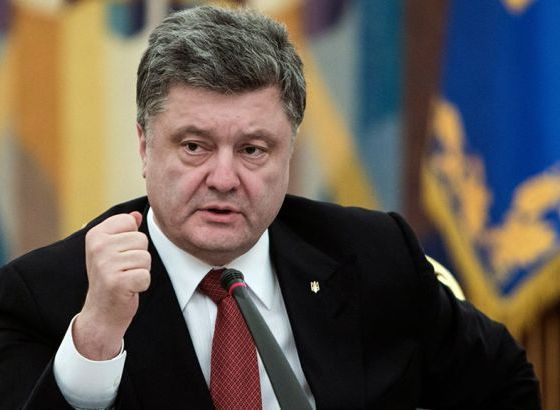 Tổng thống Porosenko khẳng định Học thuyết an ninh thông tin Ukraine