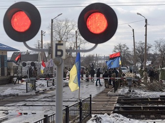 Những người tham gia phong tỏa Donbass lập trạm gác mới trên đường tới quận Volnovakha