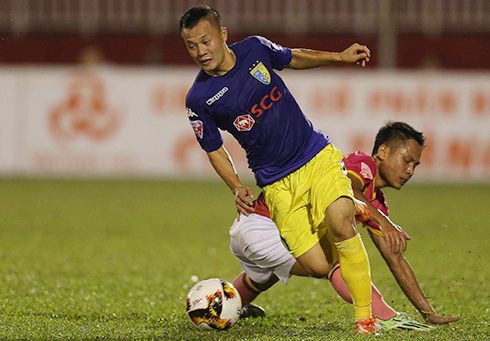 Đương kim vô địch V-League hoà trận thứ tư liên tiếp