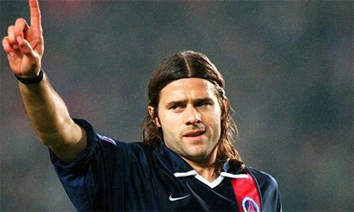 PSG tính chuyện sa thải HLV Emery, tái hợp Pochettino