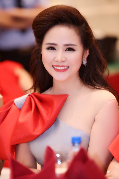 Nữ doanh nhân Việt được vinh danh 'Top 50 Nữ lãnh đạo tiêu biểu'