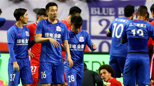 Cầu thủ Trung Quốc bị treo giò sáu tháng vì dẫm chân Witsel