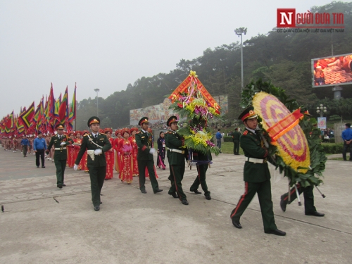 Chủ tịch nước Trần Đại Quang dâng hương tưởng nhớ các Vua Hùng