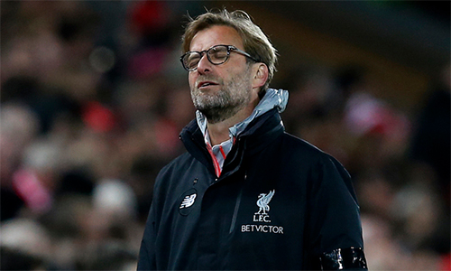 Liverpool tái diễn cảnh 'lấy của nhà giàu chia cho nhà nghèo'