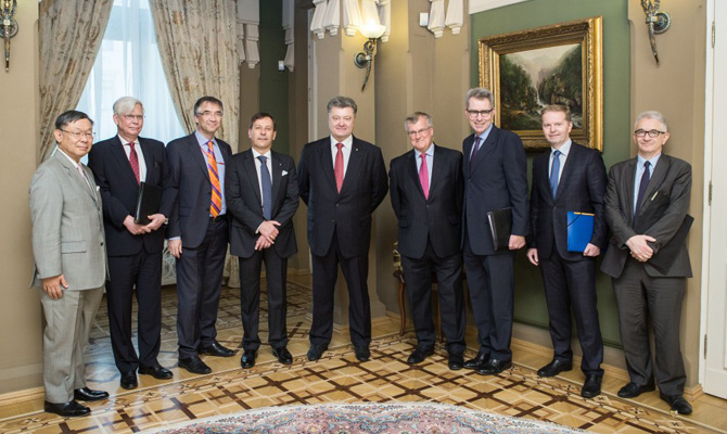 Đại sứ các nước G-7 ủng hộ kế hoạch cải cách y tế của chính phủ Ukraine.