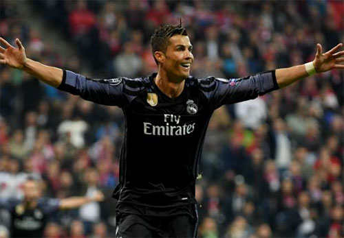 Ronaldo: 'Hơn cả vinh dự khi lập cú đúp vào lưới Bayern'