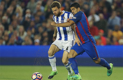 Messi sút xa ghi bàn, Barca tìm lại niềm vui chiến thắng