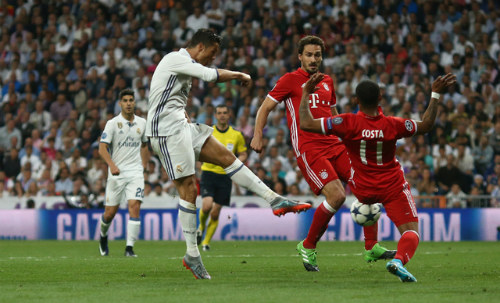 Ronaldo ghi hat-trick, Real đánh bại Bayern sau 120 phút
