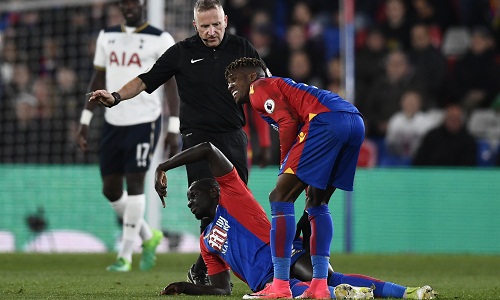 Thắng sát nút, Tottenham tiếp tục bám đuổi Chelsea