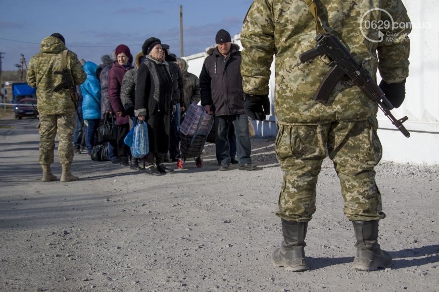 Tại Kharcov, các nhân viên ủy ban an ninh quốc gia triệt phá kênh đưa người bất hợp pháp qua biên giới.