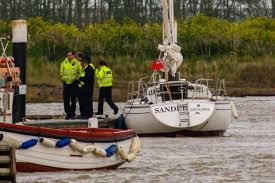 Bảy công dân Ukraine cố gắng nhập cư trái phép vào Anh bằng thuyền buồm nhỏ.