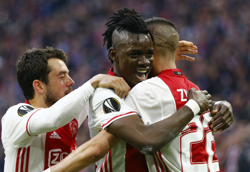 Ajax đè bẹp Lyon ở lượt đi bán kết Europa League