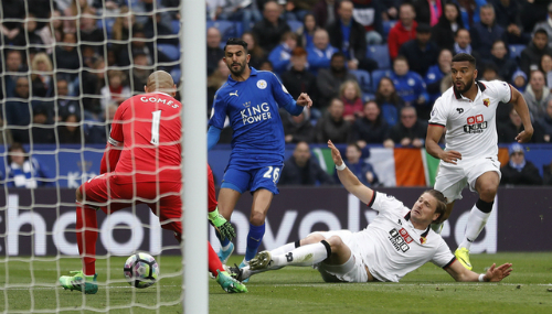 Leicester trụ lại Ngoại hạng Anh sớm ba vòng đấu