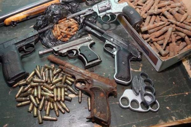 Tại Odessa các nhân viên an ninh phát hiện xưởng sản xuất vũ khí lậu.