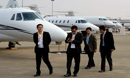 Giới tài phiệt Trung Quốc đua sắm chuyên cơ