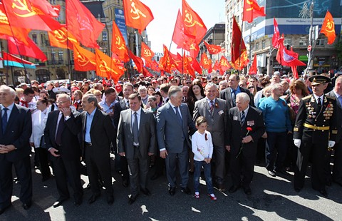 Tổ chức bảo vệ nhân quyền quốc tế lên án việc bắt người vì biểu tượng Xô viết ngày 9/5.