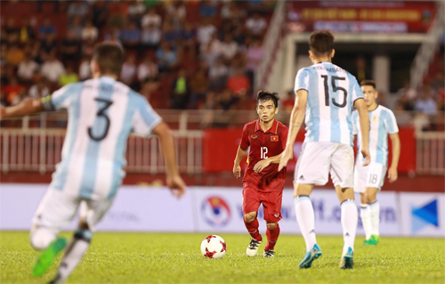 Claudio Ubeda: 'Việt Nam thua xa các đối thủ ở U20 World Cup'