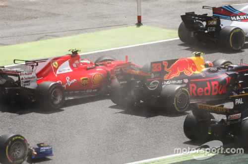 Hamilton lật ngược thế cờ, đánh bại Vettel tại Catalunya