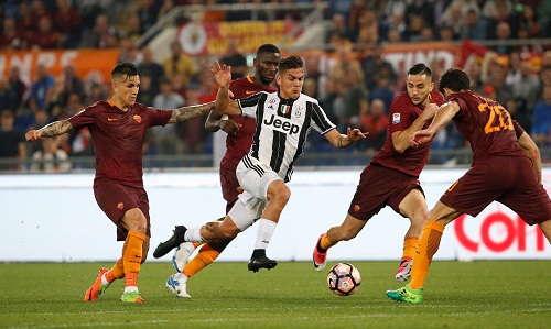 Juventus thua Roma, lỡ cơ hội vô địch Serie A sớm hai vòng