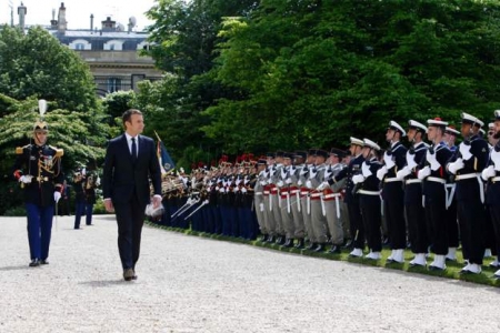 Lễ nhậm chức hoành tráng của tân Tổng thống Pháp qua những bức ảnh