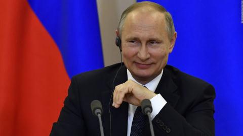 Chính trường Mỹ mâu thuẫn vì Nga: Tâm phục Putin?