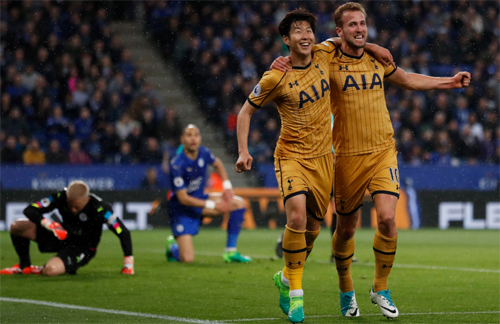 Kane ghi bốn bàn, Tottenham thắng Leicester bằng tỷ số quần vợt