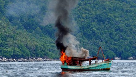 Cơ quan chức năng Việt Nam nói gì về sự cố với tàu Indonesia?