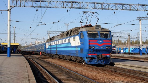 Tổng công ty đường sắt Ukraine tiêu tán 185 triệu gr tiền mua sắm công?