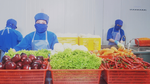 Thưởng thức thực phẩm sạch tại chuỗi nhà hàng Sườn Cây