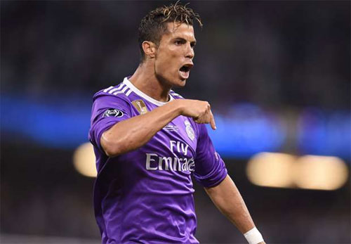 Ronaldo lên ngôi Vua phá lưới, ghi bàn thứ 600 ở đúng chung kết