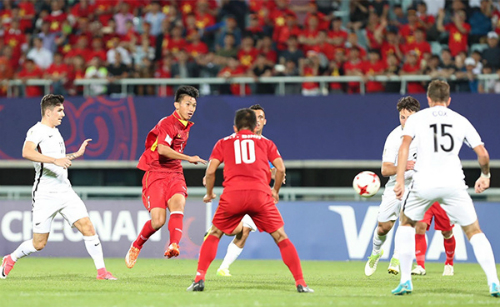 Đoàn Văn Hậu lọt đội hình tiêu biểu châu Á tại U20 World Cup