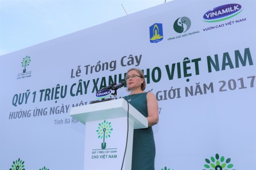 Vinamilk trồng hơn 110.000 cây xanh tại Bà Rịa – Vũng Tàu