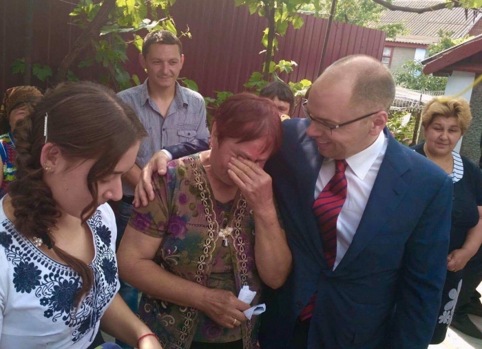 Tỉnh trưởng Odessa Stepanov tặng nhà riêng của mình tại làng Stavrovo cho trẻ mồ côi.