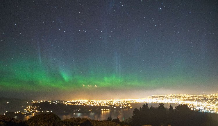 "Vũ điệu cực quang" lộng lẫy đêm New Zealand