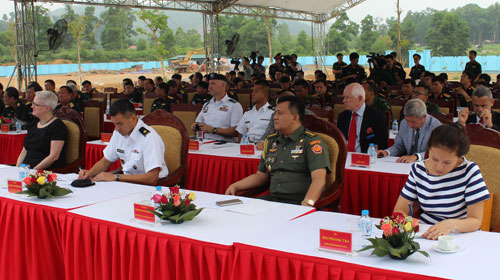 Sĩ quan 4 nước lần đầu tập huấn gìn giữ hòa bình tại Việt Nam