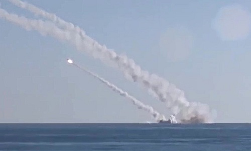 Tàu ngầm Nga diễn tập phóng tên lửa 'sát thủ tàu sân bay'