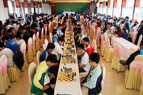 Giải cờ vua trẻ toàn quốc 2017: Lệ phí cao hơn tiền thưởng