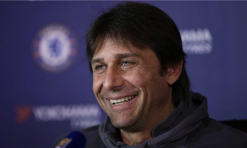 Conte ký hợp đồng mới với Chelsea