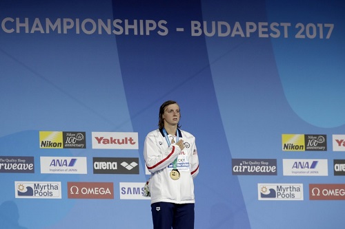Ledecky trở thành nữ VĐV bơi thành công nhất lịch sử giải thế giới