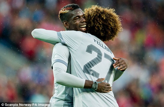 Valerenga 0-3 Man Utd: Lukaku lại ghi bàn