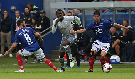 Valerenga 0-3 Man Utd: Lukaku lại ghi bàn