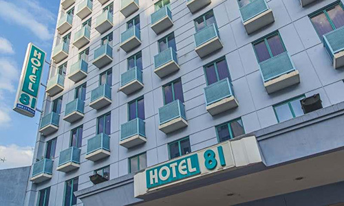 Người kiếm tỷ USD từ 'phố đèn đỏ' Singapore
