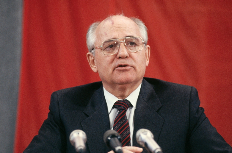 Gorbachev muốn hoà giải giữa Mỹ và Nga.